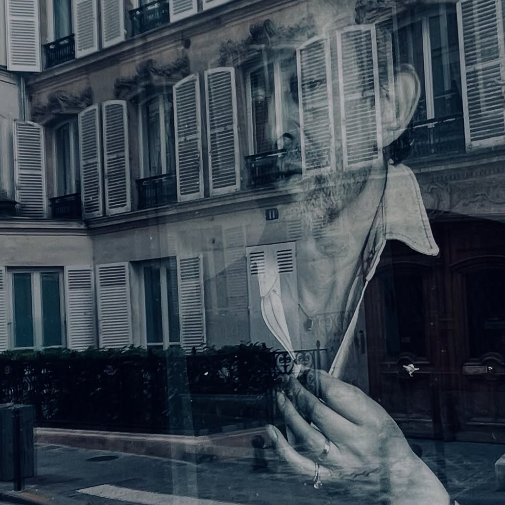 @maisongainsbourg 14 rue de Verneuil.