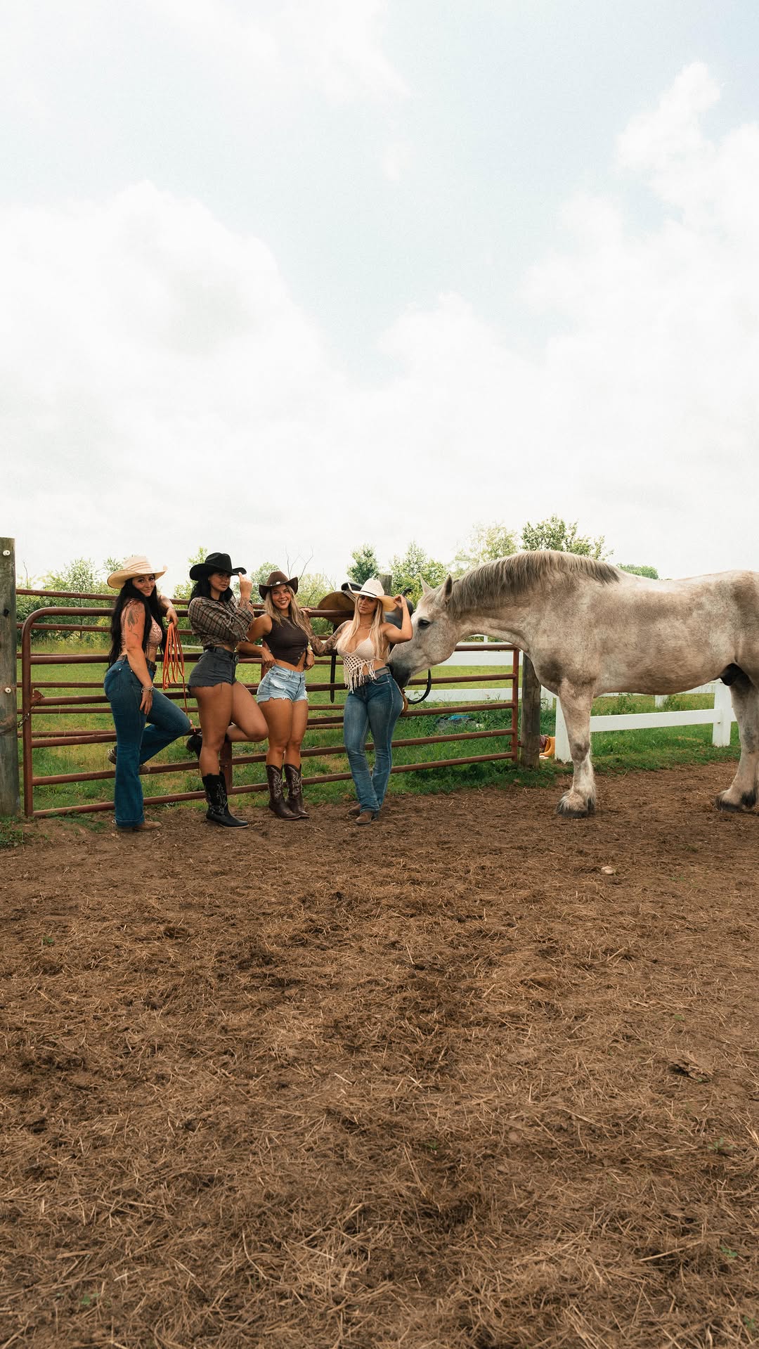Spare time activities.🐴🌞✨👢