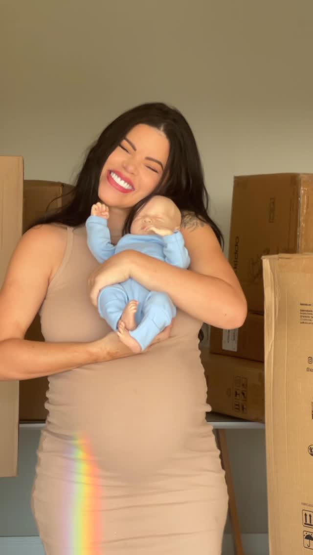 O enxoval do Nathan chegoouuu 👶💙 to apaixonada nessa loja da @pitoh_kids que tem todos os produtos da @kiddobrasil
Com a assessoria de enxoval da @jubutlerbabyshopper eu fiquei bem mais tranquila, ela faz as listas de tudo que você precisa e ainda te indica as melhores lojas e marcas.
Obrigada por fazerem parte dessa minha fase linda ❤️
#gravidez #grávida