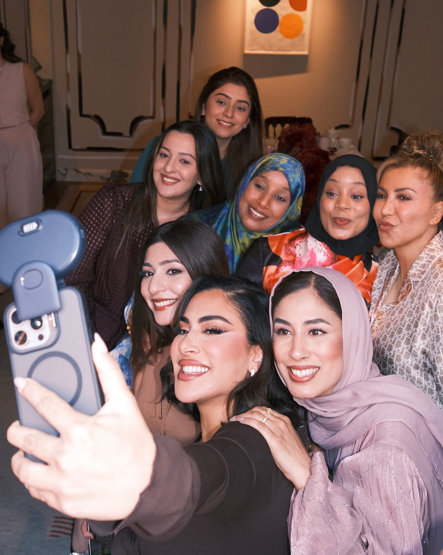 Spent the most beautiful day with the most beautiful people 🩷 These gorgeous beauties have been such incredible supporters of @hudabeauty, and it meant the world to finally give back with a day made just for them.
While this was for our London family, we know we have loyal fans all over the world, and we can’t wait to organize some more special dates for you all. Thank you for being such a big part of our journey. You are truly the heart of everything we do 🩷
📸: Hudabeauxty @isupporthudabeauty @Hudabeautyfeed @nabilaxbeauty