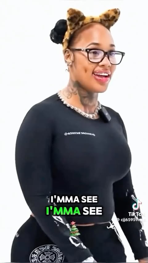 Yall think @noneckjayyyy SENT me to the right or left ????????