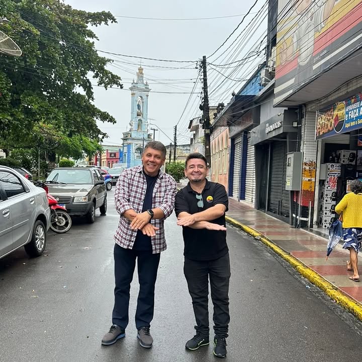 Eu e @fabinhosofrencia no clima da véspera de São Pedro!