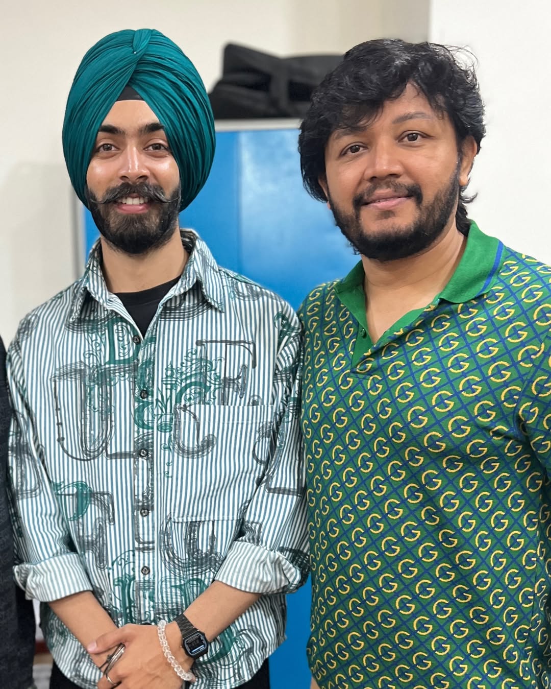 Happy birthday @goldenstar_ganesh sir ⭐️❤️
A person who is really a gold hearted✨
I started my kannada music journey with "Anisuthide yaako indu" and got a chance to sing "Dwapara" for you sir.. ❤️
For me, it's an honour to be a part of dwapara.. thankyou so much.. May your day be filled with joy and laughter😇