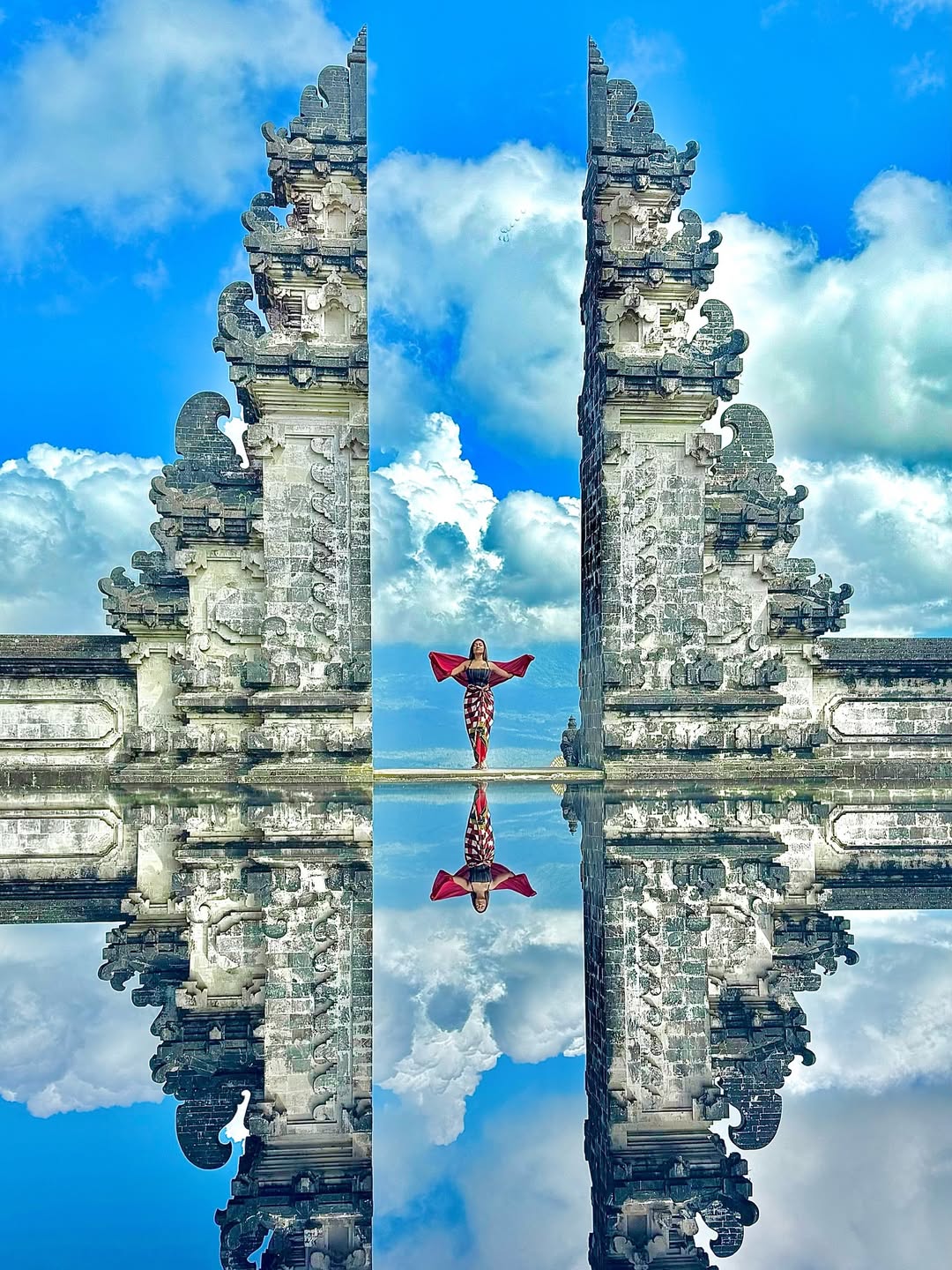 ⛩️✨🕊️ They call it the Gate of Heaven… and honestly🧘♀️⛰️💖 It truly felt like the sky opened up just for a breath — for me 🌬️🌄🌸🌿
#
#GateOfHeavenBali #LempuyangTemple #Bali2025 #ExploreBali #SpiritualBali #TempleViews #BaliMagic #SoloTravelVibes #SelfLoveJourney #BaliBliss #WanderlustVibes #ZenModeOn #MeditationMoments #TravelWithIntention #InnerPeace #BaliRetreat #SoulfulTravel #BaliDiaries #IndonesiaTravel #HeavenGateBali #HerTravelDiaries #SoloSoulMoments #TravelMagic #PeacefulPlaces #SacredSpaces #roshnikapoor #roshians #roshians🌏♥️