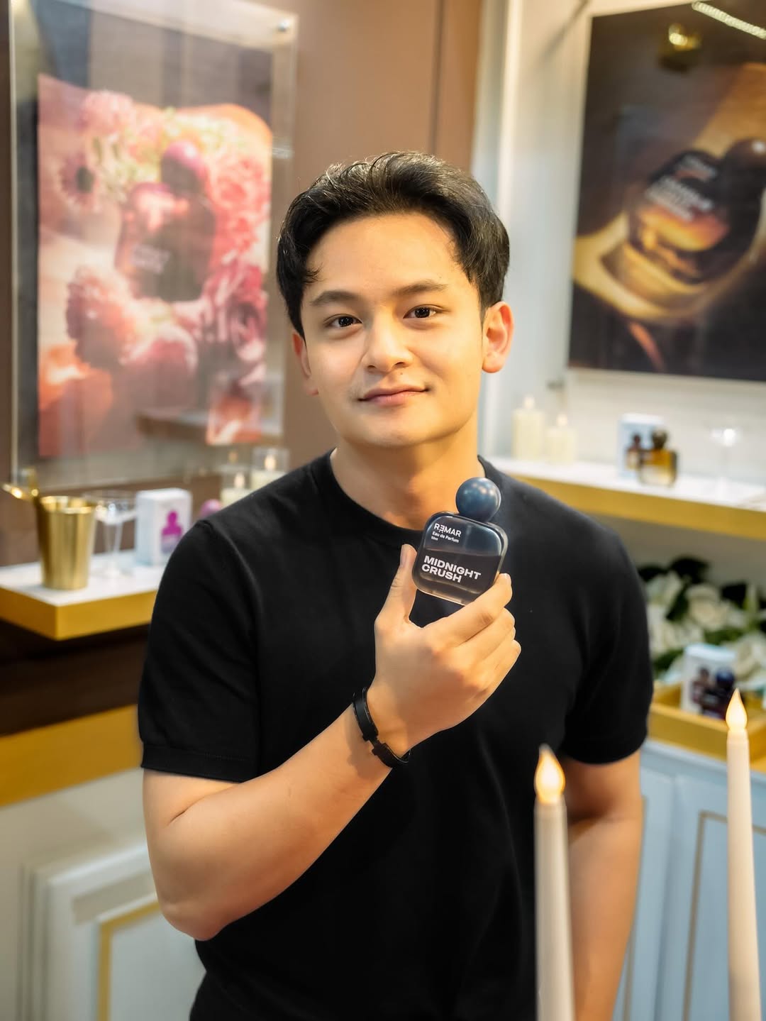 Surprise! Yang dari kemarin nungguin travel size @__remar , hari ini Remar travel size udah bisa kalian check out di official e-commerce remar ya! Go grab yours now :)