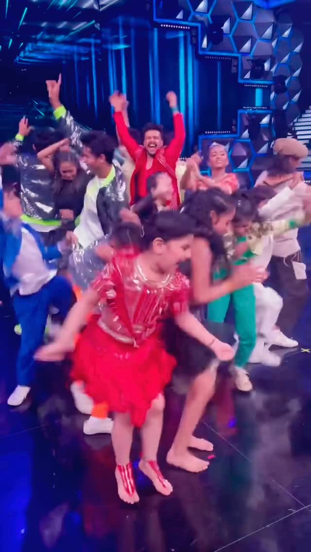 Let’s go!!!!!! #reels #dance #reelitfeelit #reelsinstagram #reelsinsta #reelsinsta #fun