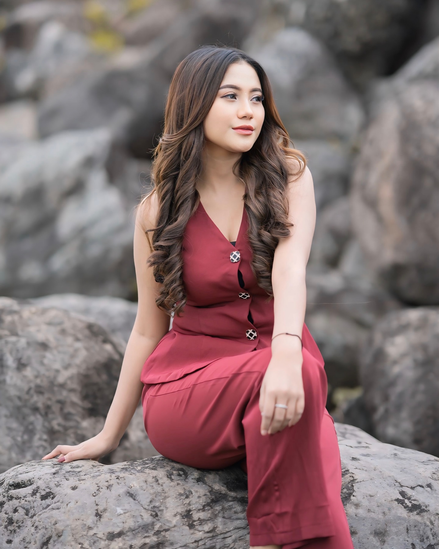 Yang baju merah jangan sampe lepass😋