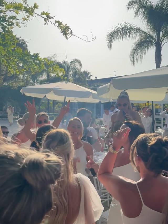 ONE WEDDING - FROM DAY TO EVENING ๐๐ฝ
You guys were such a vibe!!!
Congratulations to @astonwynnick_x & @aaron_wynnick
TEAM - @sunshineweddingspain
VENUE - @fincaamalurbyalabardero
๐คณ๐ผ @chicsocialstudios
๐ธ @agatajensenweddings
๐ฅ. @balancephotoinsta
Abbypvox
To book ๐๐ฝ click the link in my bio ๐
Or
โ๏ธ bookings@abbypvox.com
#music #live #livemusic #vocals #vocalist #dj #solo #duo #weekend #singer #musician #cover #wedding #weddingsinger #events #entertainment #corporate #professionalsinger #livemusic #vocalist #rnbmusic #housemusic #luxury #luxurywedding #luxuryevent #destinationwedding #destinationweddings
๐Lancashire, Manchester, Cheshire, Lake District, Yorkshire, Wales, Scotland, Ireland, Cotswolds, Somerset, London, Whitby, Scotland, Northwest, Destination, Abroad, Europe
๐ค
events singer | corporate singer | wedding singer | entertainment | private party singer | soloist | duo | trio | wedding | dj singer | vocalist | live vocalist | R&B | soul | house music | 2025 wedding trend | wedding ideas | inspiration | luxury wedding |