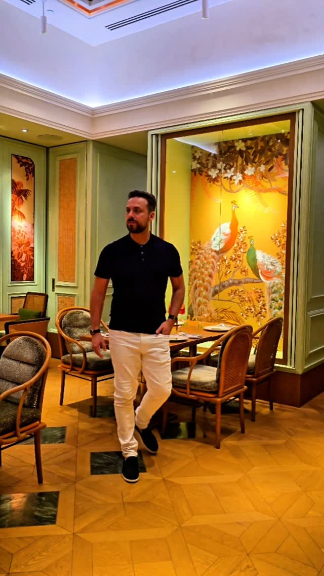 State of the art Indian restaurant at @jumeirahmarsaalarab
A special thanks to The Bombay Club team
📍 @theforedubai
#thebombayclub #jumeirah #jumeirahmarsaalarab #marsaalarab #sponsored #ad #hautetraveling