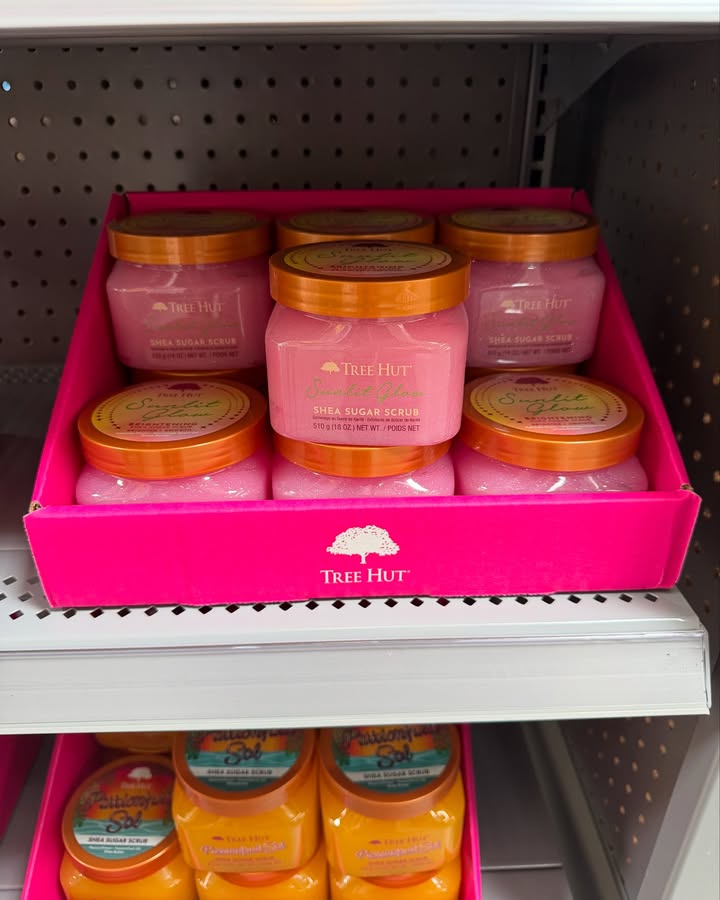 Went Tree Hut hunting! ✨ @treehut
Found Sunlit Glow @walmart
Cherry Vanilla @marshalls
Santal Haze, Palm Grove, Blue Musk, Flower Milk, and Lychee Kiss @ultabeauty
#treehut #bodycare #bodycareproducts #hygiene #hygieneproducts #fypシ