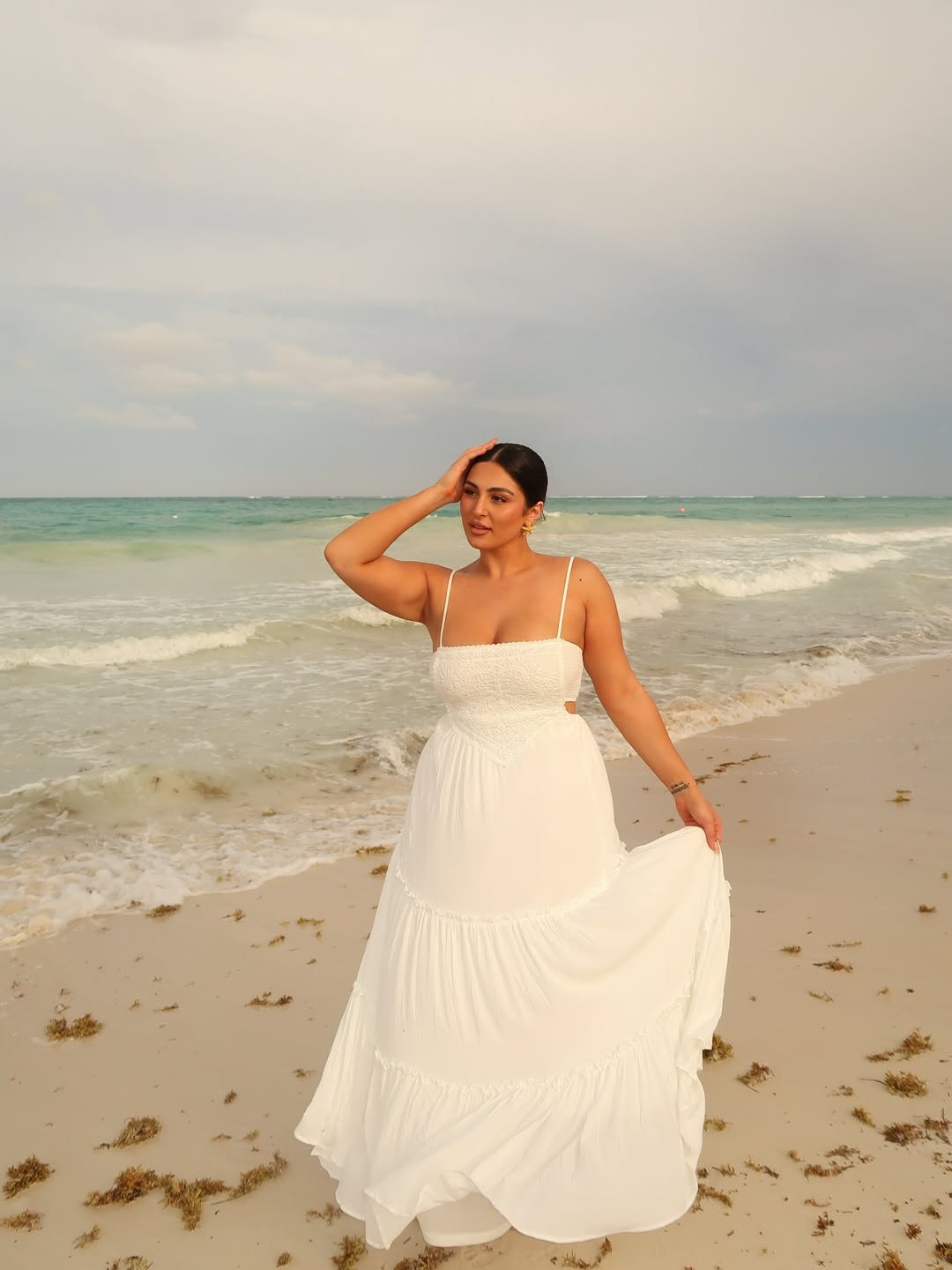 Ocean Breeze 🐚 🌊 @FashionNovaCurve
🔍: Alina Smocked Maxi Dress
•
•
•
#summertime #fashionnova #size8