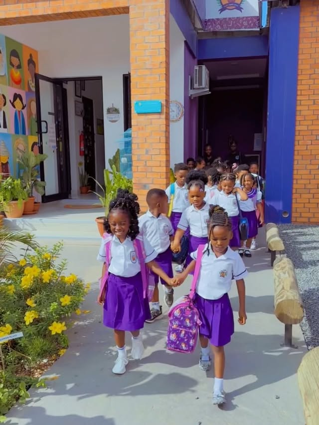 SUMMER SCHOOL @yn_international_school @justlike_mama ( August 11th to 29th ) call 0551060606 / 0539974574 to REGISTER 🧠🎓