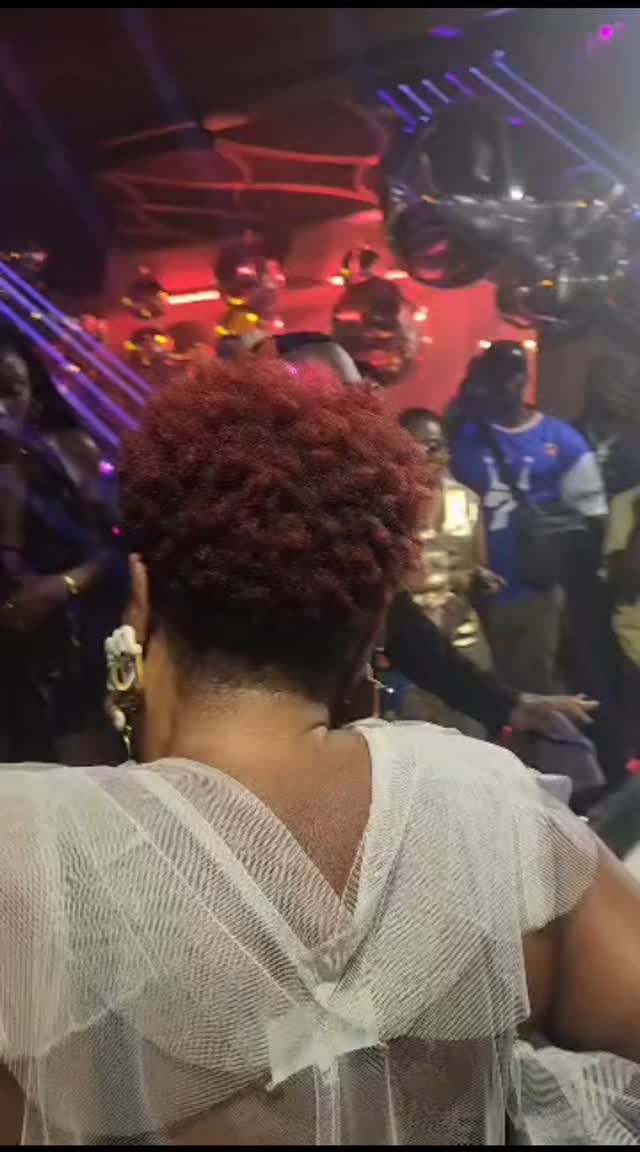 Surprise performance for @burnaboygram yesterday. Had so much fun. Happy birthday superstar. Many more years.
styled by @amdiddyy