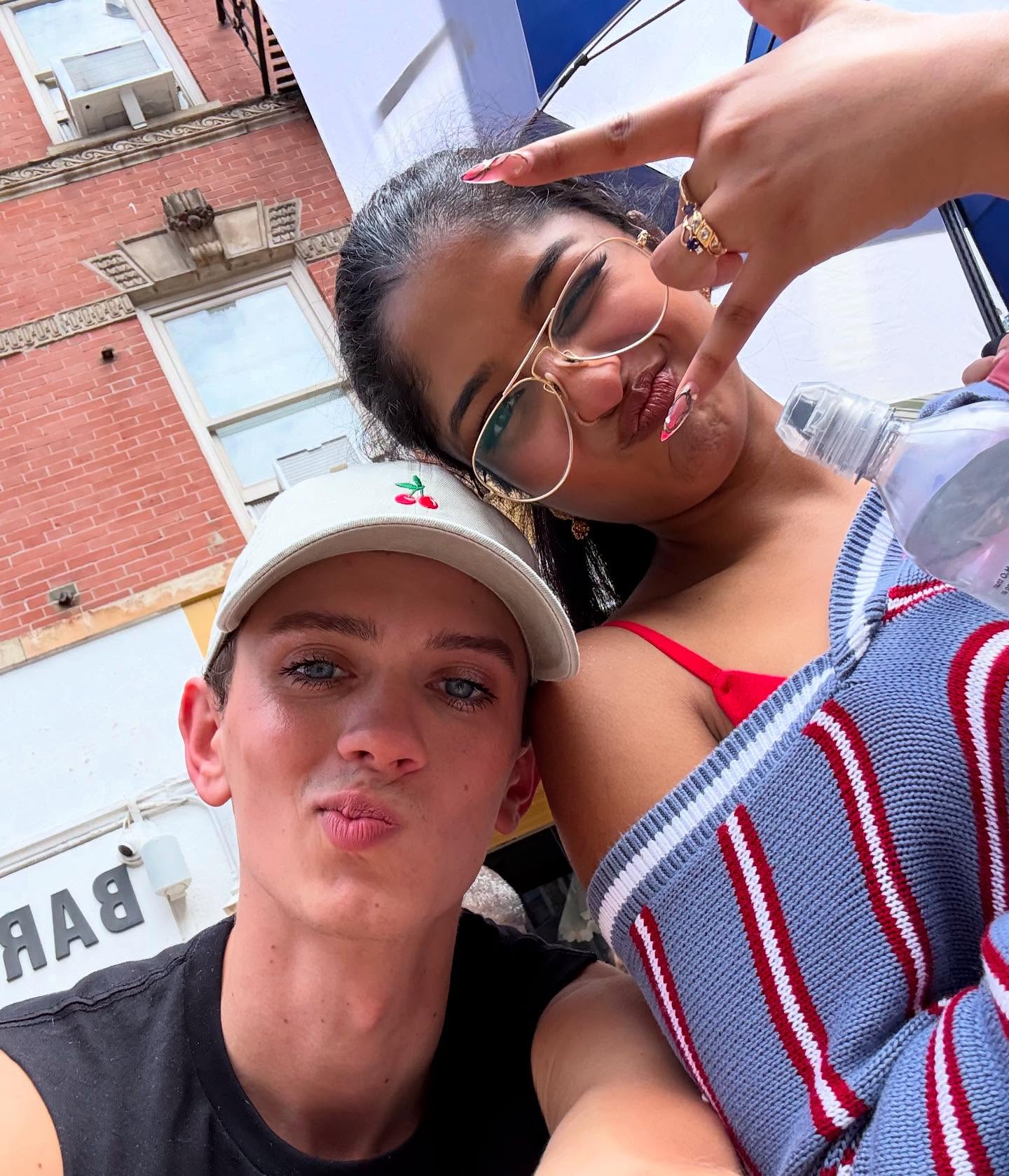 love me a good gay parade and some spiderman icecream🏳️🌈🎺💃🏾