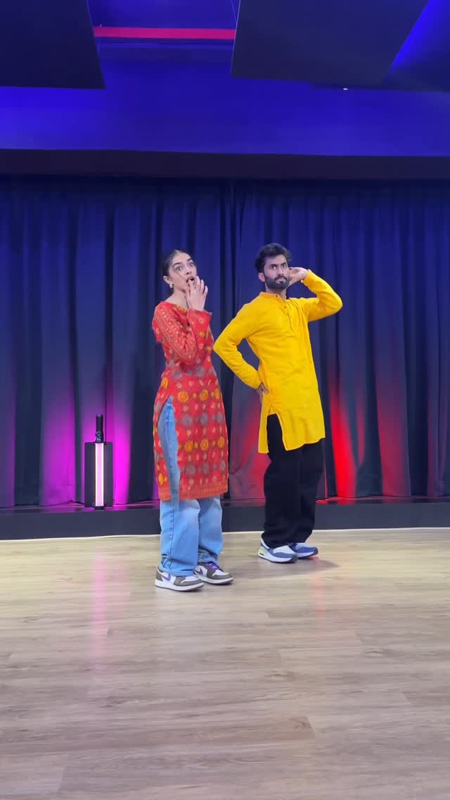 Haldi-kumkum💊
Choreography: @saini.prakhar ✨
Song: @jyoti.nooran.1998 @rajshekharis 🎧
Video: @pal_karani_ love😘
Studio: @allthingsstudioind 📍
#keyapatni #ghanibawri #tanuwedsmanureturns #choreography #dancereels #trendingreels #trendingaudio
#trendingchoreography #workshop
#bollywoodsongs #viraldance #duodance
#fyp #explorepage