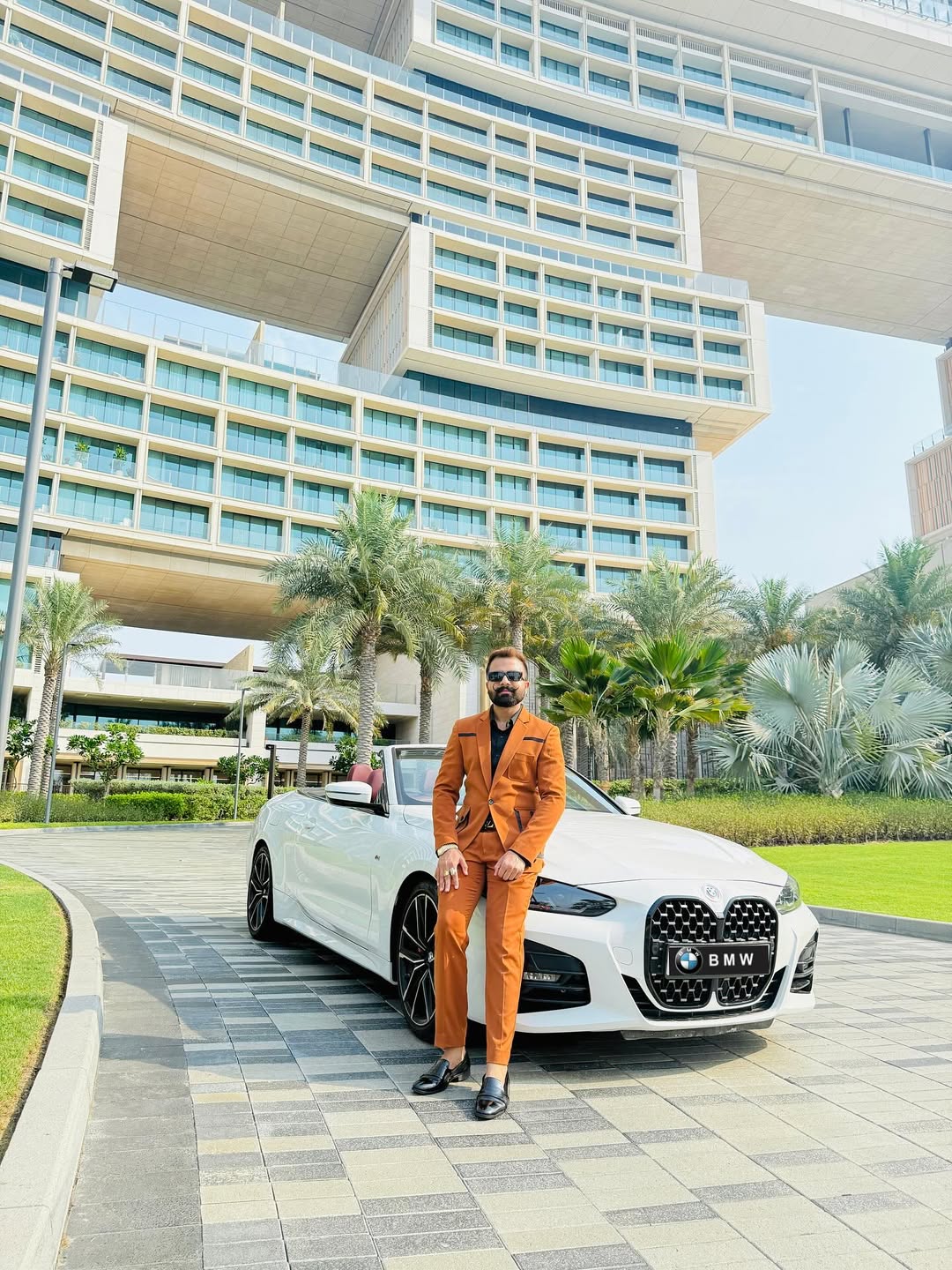 Behind every lavish moment is a million-dollar grind.
Dubai — where hustle meets high life 💵 💼
#DubaiLife #EntrepreneurLife #SuccessMindset #billionaire #millionaire #money #luxury #entrepreneur #rich #luxurylifestyle #business #motivation #success #lifestyle #BusinessGoals #GlobalBusiness #MillionaireMindset #FromVisionToReality #CEOlife #WealthJourney #BusinessMotivation