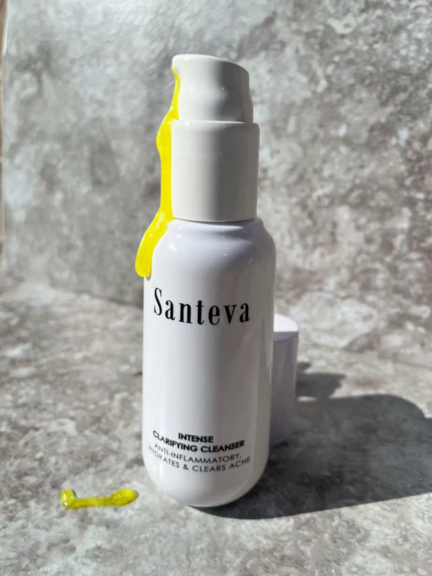 🧼 Our Intense Clarifying Cleanser does both—but what’s your top skincare goal?