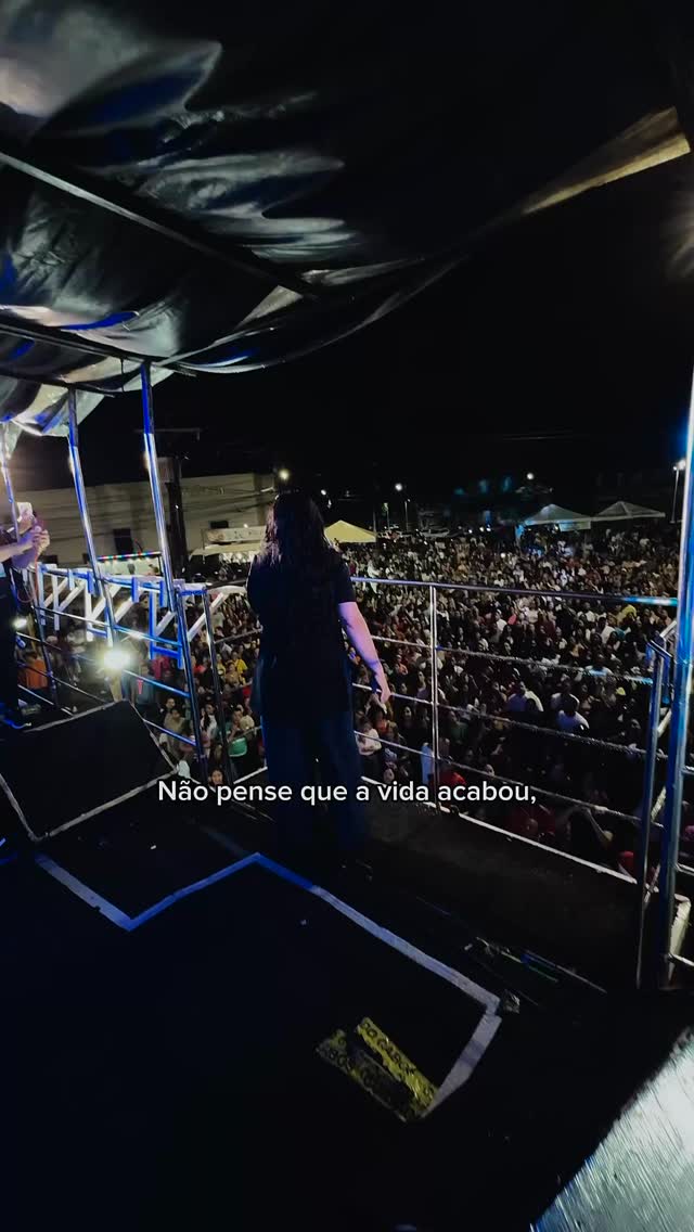 Se o mar da vida em sua frente está, Deus abre o caminho deste mar!!!
Ei Catu, BA com Cristo é Vencer ou Vencer!!!
#Cassiane #Catu #Bahia #ComCristoÉVencer #gospel #music