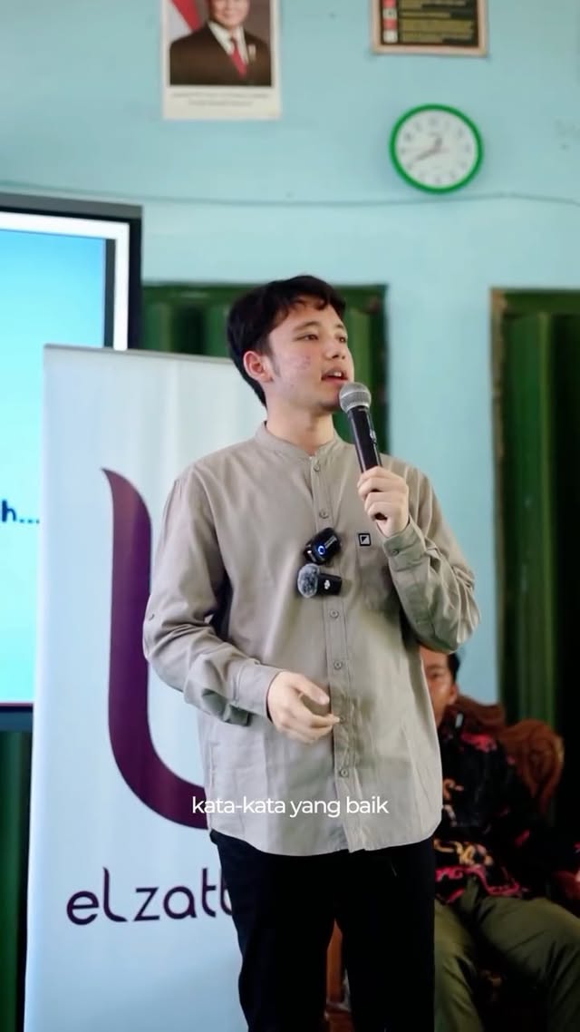 Misi Elzatta Goes to School kali ini membawa semangat kepedulian ke Kalimantan Tengah.
Bersama Alwi Assegaf, kita ajak generasi muda untuk saling menghargai dan berhenti membully.
Karena peduli itu keren, dan kebaikan itu menular. 🌱✈️
#elzattagoestoschool #stopbullying #startcaring #alwiassegaf #kalimantantengah