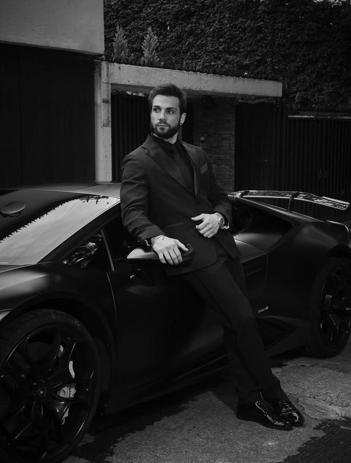 Muy Pronto conocerรกn a Camilo Palacios ๐
Pd: la รบltima es mi favorita ๐ซข
๐ธ @yeeuu
Stylist: @kikehernandezv
Look : @havocsuits
Mngr: @fzmanagement
PR: @puntoentmx
#amanecer #televisa #melodrama #novela #camilo