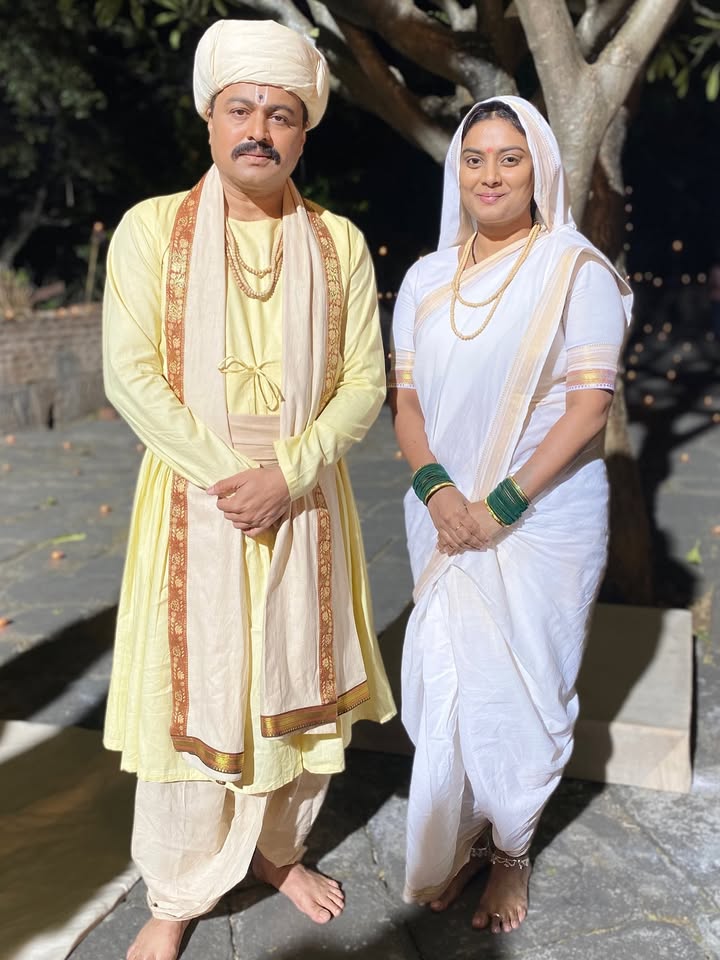 Santtukaram ani tyanchi shishya Sant Bahina Bai 😇🙏
.
.
.
Sant Bahina bai @sant.bahinabai.maharaj 🩷
.
.
.
In cinemas on 18 july ✌️🎬✨ #santbahinabai #subodhbhave_fanclub #subodbhave #santtukaram #twinklekapoor #twinklekapoordoll #santbahinabai #santbahinabai #twinklekapoorassantbahinabai #santtukarammaharaj #santtukaram #bahinabai #santtukarambahinabai #subothbhave #subodhbhave_fanclub #subodhbhave #subodhbhave