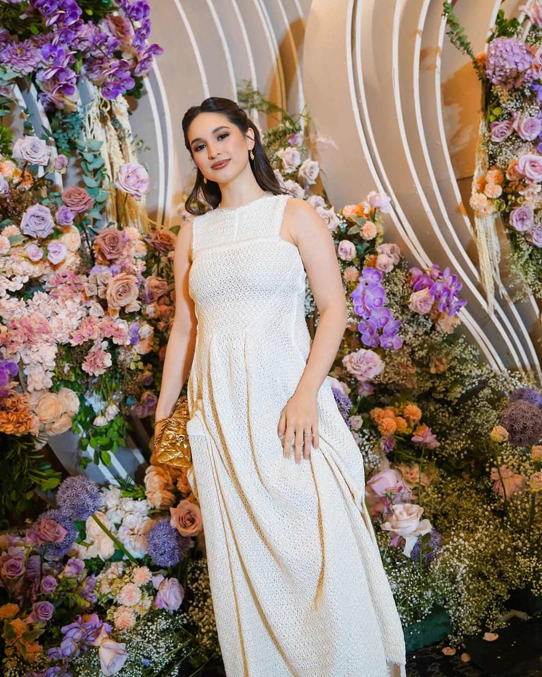 Celebrating 15 years of talent, hard work, and the genius that is @gideonhermosa 🌹 #Gideonized15
Thank you, Gids, for bringing so much beauty to our most special day. That, and more! 🤍
Fifteen years in the industry is already an incredible achievement—but what’s truly priceless is the joy you’ve brought to so many, simply by sharing your gift. 💕 I wish you more and more years of bringing visions to life, and turning chaos into beauty!
#HouseOfHermosa #HouseOfHermosaPH