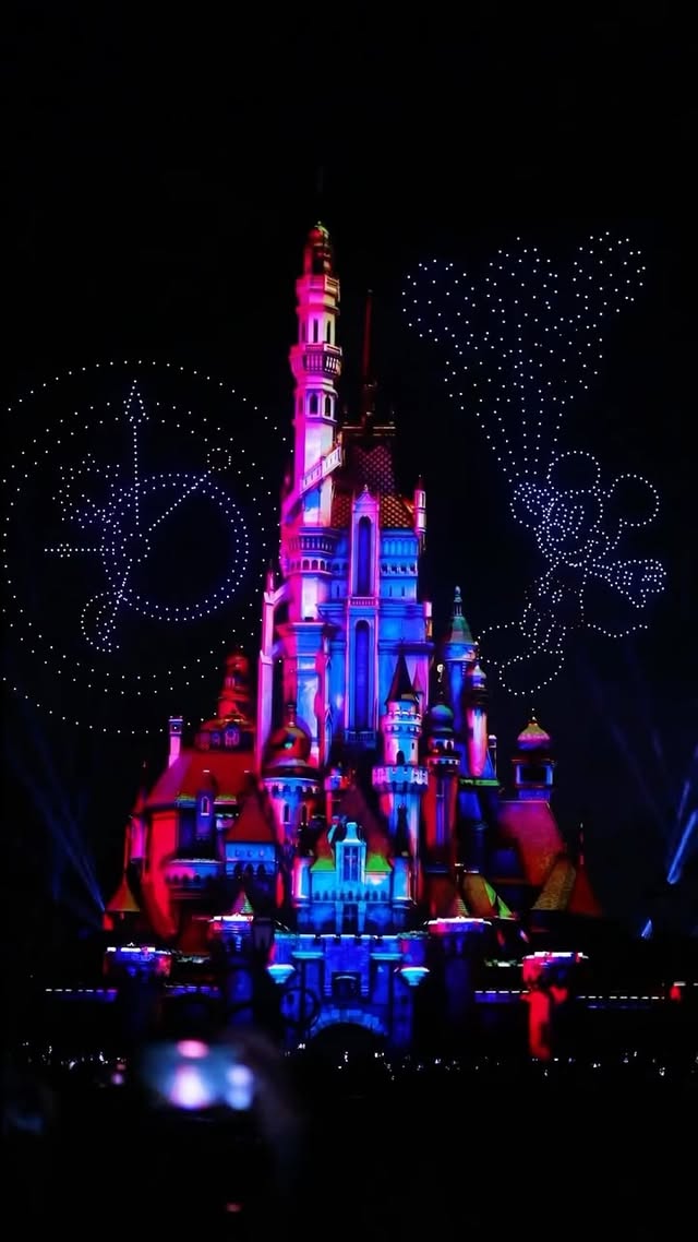 We had such a fun time at #TheMostMagicalPartyOfAll in @hkdisneyland! Another core memory for Mommy and Amari 🥹
We were invited to kick off the #HKDL20Party — Hong Kong Disneyland’s 20th Anniversary — on the very first day of the celebration! 🎉 We spent time with some familiar faces and made new friends along the way. Amari and @briebenfell’s beautiful daughter, Thea, were inseparable — it was the most adorable thing ever. 💞
There’s so much to see and enjoy! We already can’t wait to go back. 😄