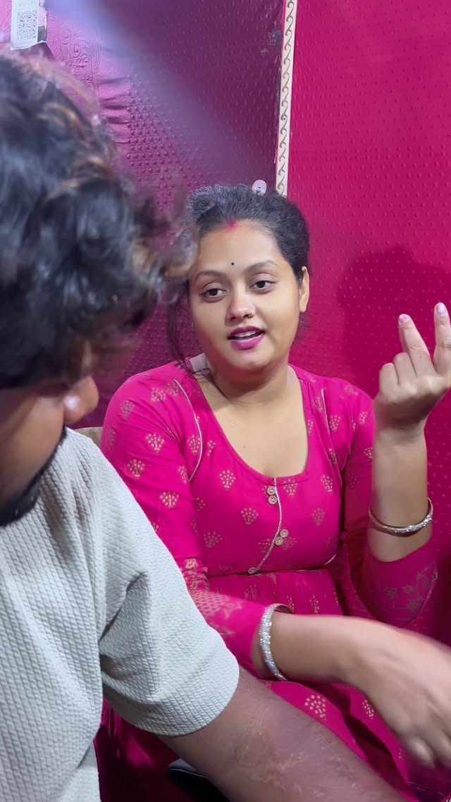 Chutki bazane ka man nhi hai 😁😝😜