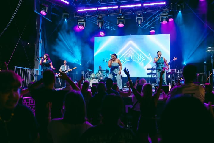 @myvimf first headlining festival babyyyy🥹🥹 pls excuse me while i make 10000 posts about this CRAZY show!!
📸: @magalycaptura