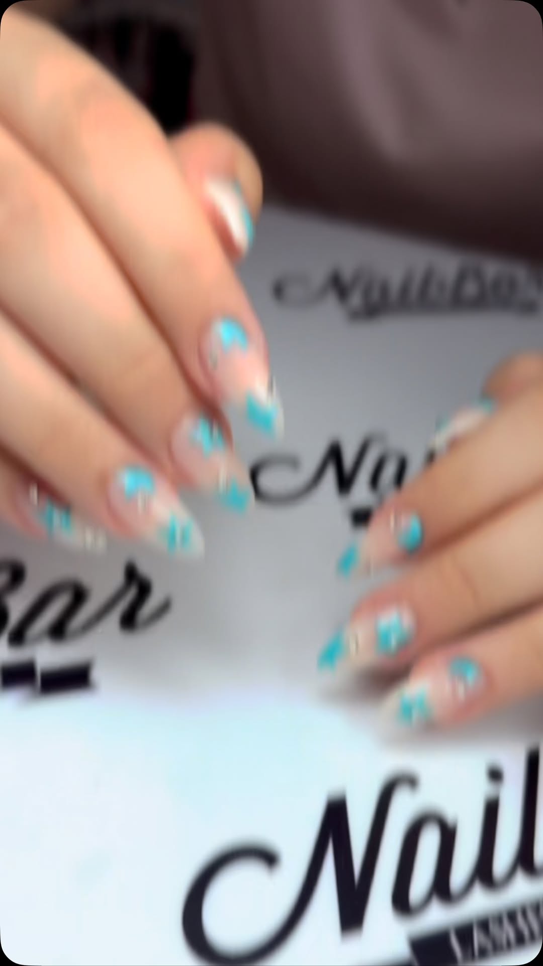 Nailbar farkıyla Jel tırnak💅🏻 💗
☑Tüm uygulamalarınız uzman nail artistlerimiz tarafından yapılmaktadır.....
☑Tamemen el emeği nail artlar, hiçbir yerde bulamayacağınız oje ve süsleme çeşitleri...
☑Sizleri de mutlu müşterilerimiz arasına; Nailbar ailesine katılmaya davet ediyoruz....
☑Bilgi ve randevu için dm den yazabilir veya 0530 624 52 27 nolu telefondan bize ulaşabilirsiniz... •
•
💅 #nails #nail #fashion #nailart #nailpolish #naildesign #nailextensions #proteztirnak #proteztırnak #proteztırnakeğitimi #proteztirnakistanbul #proteztirnakbakirkoy #proteztırnakflorya #jeltirnak #jeltirnakistanbul #jeltirnakbakirkoy #kalicioje #tirnakdizayn #tirnakbakimi #tirnaksüsleme #ojesizgezmeyenlerkulübü #tirnakyeme #tiktok