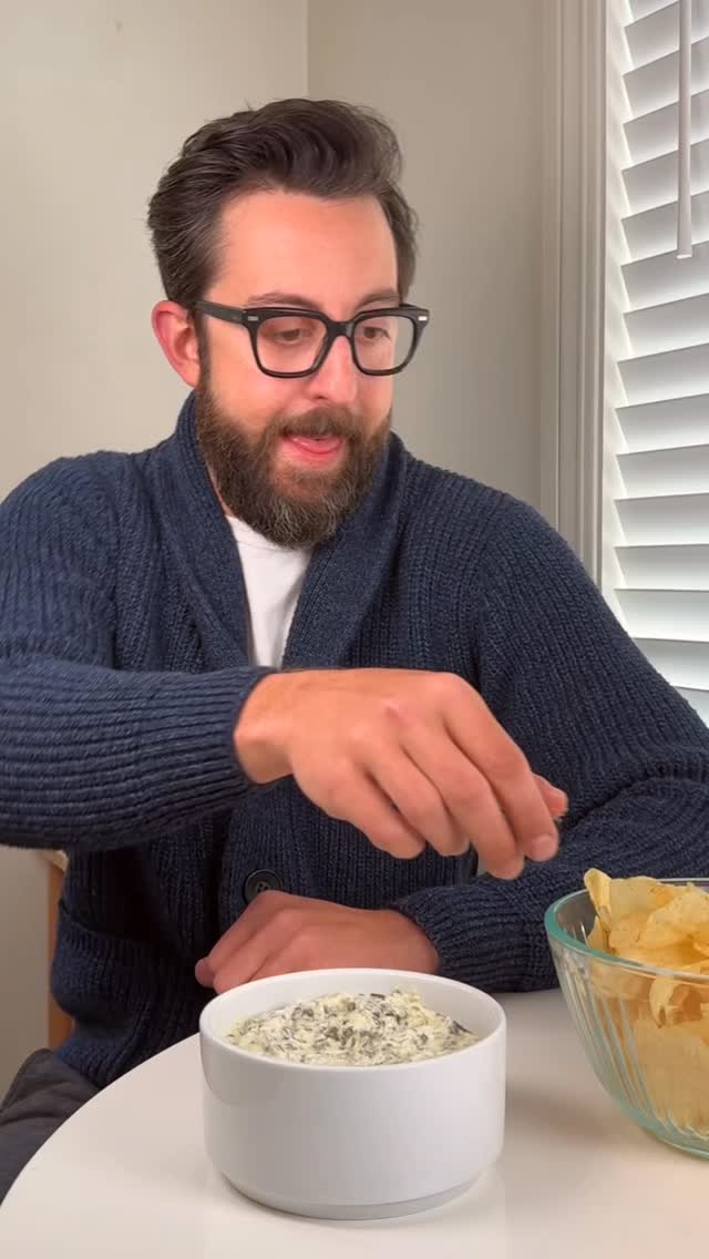 tell me i’m not the only one…