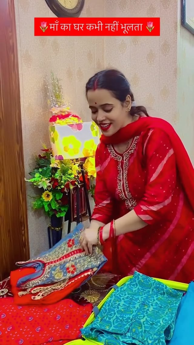 Ghume ke manvan kare Naihrva r balam ji♥️
.
.
Follow- @chandatripathi8_official
.
.
#viral #bhojpuri #reelsinstagram #viralvideos #love #bhojpuri_song #instagood #baby #bihar #trendingreels #bhojpuri_song #bhojpurireels #bhojpuriactress