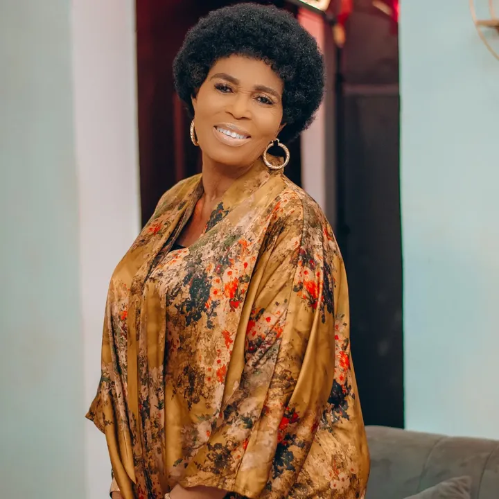 Kasamadupe fun iseun ife re laiye wa 🙏
Ojumo ire o eyin temi 🙏❤
MAMA SHOKO still showing o pls go and watch it 🙏