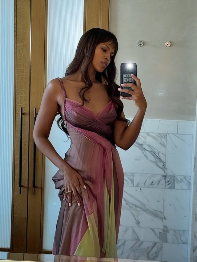 A lil vintage Versace moment ✨
