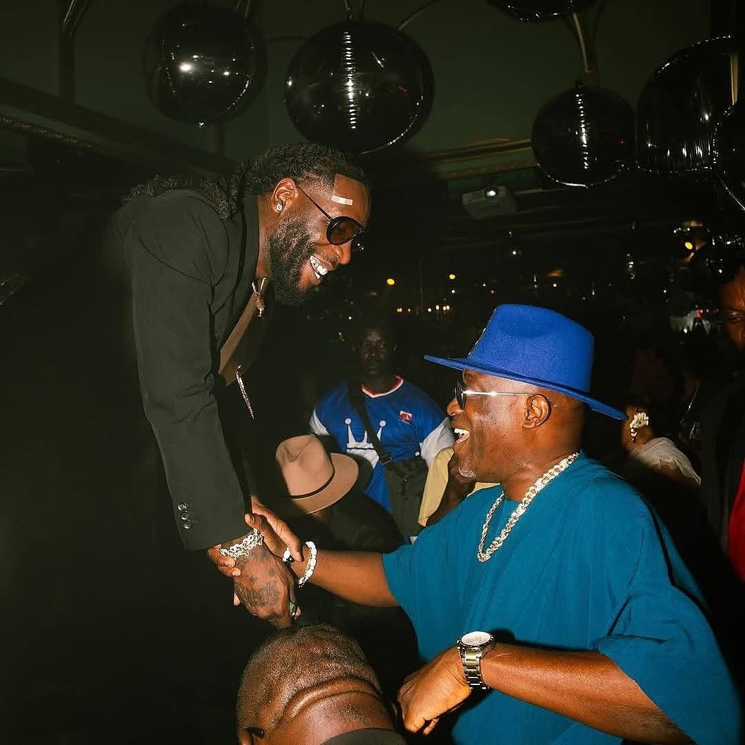 When Fuji royalty meets Afrobeats greatness.
@officialayuba & @burnaboygram — culture and legacy in one shot ❤️
Great time along with a surprise birthday performance for @burnaboygram 🦍🔥
#burnaboy #adewaleayuba #afrobeats #music