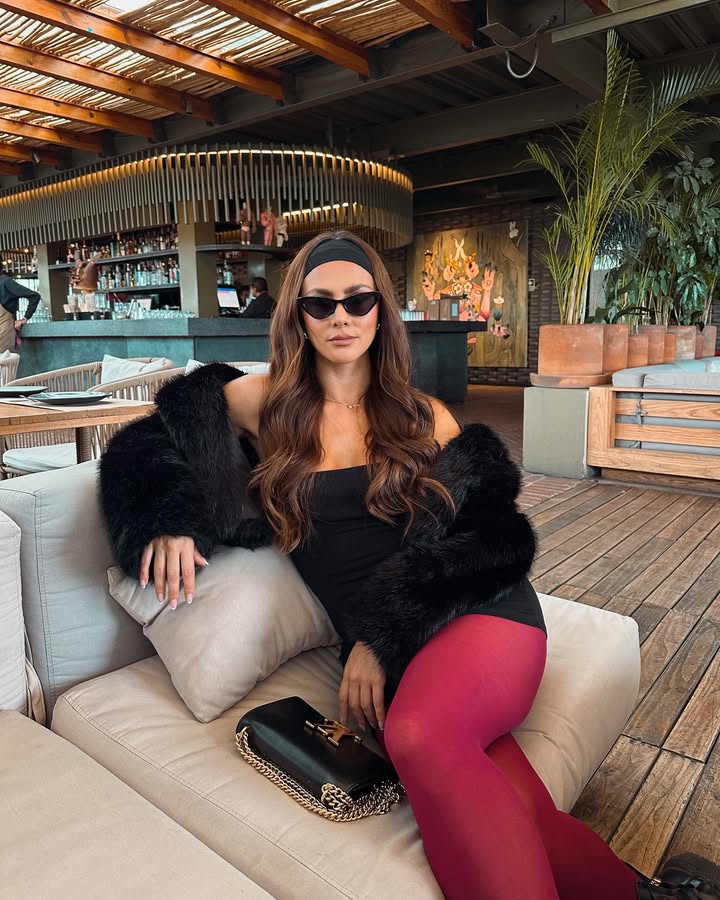 Drinks & a view 🥂