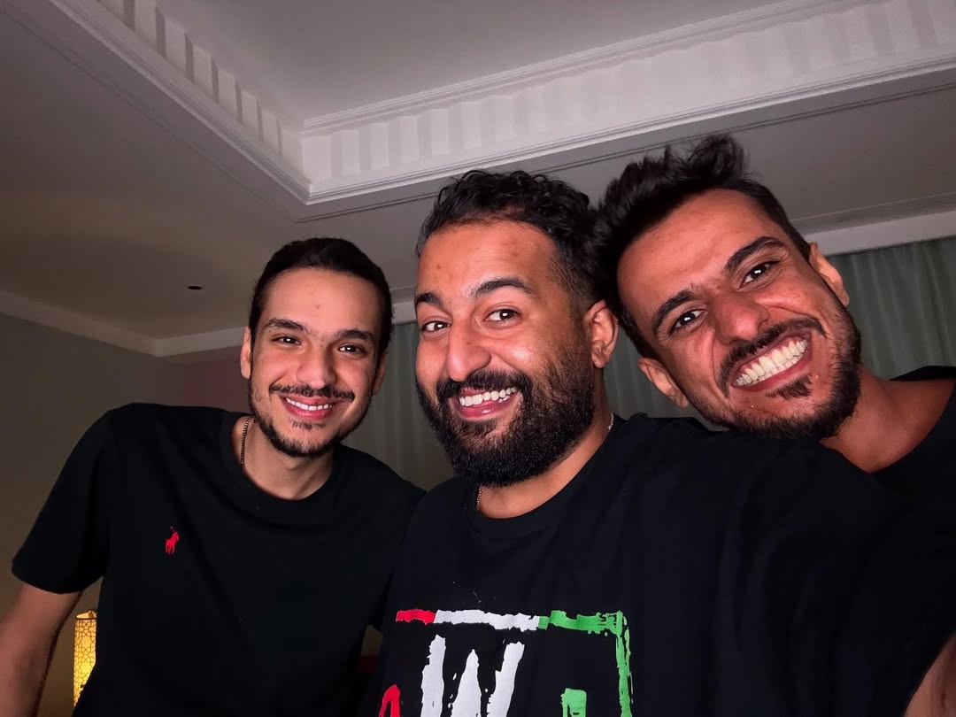 تشرفت بلقاء سمو الأمير / نايف بن سلمان 💚💚💚💚💚💚💚💚
والحبيب اخوي الي ما جابته امي عايض يوسف ❤️❤️❤️❤️❤️❤️