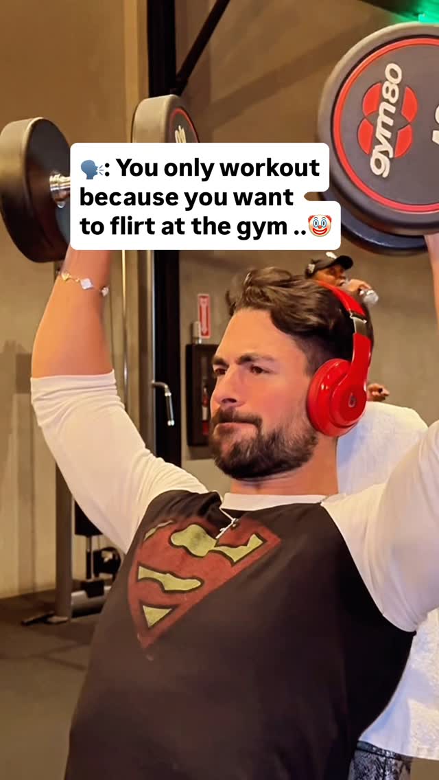 Workout for yourself Kings and queens 👑
#relatable #comedy #workout #explorepage✨ #explorereels
Do you like this content ?