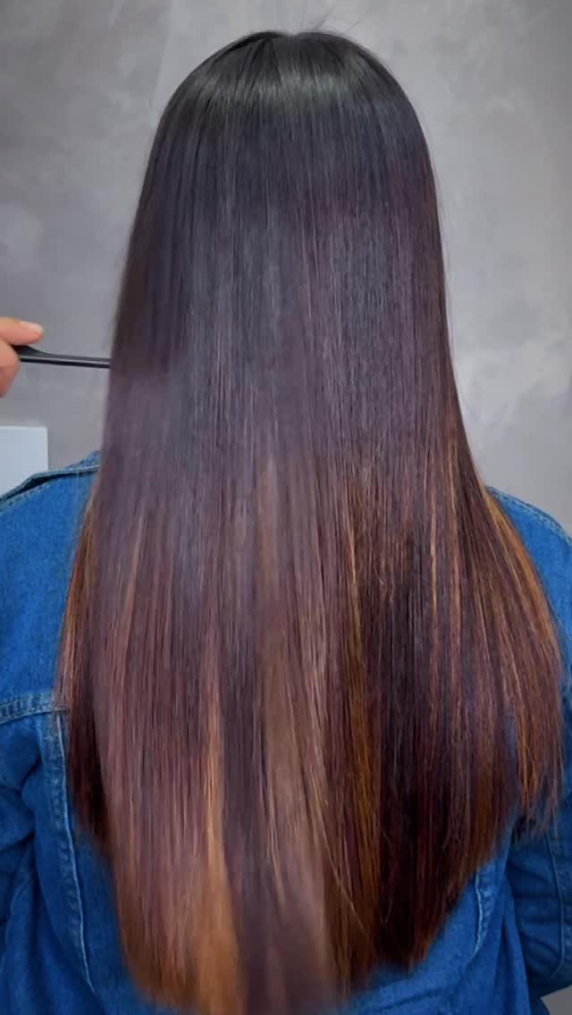Se você está cansado de progressivas que promete alisar 100 %e não alisa?
você precisa conhecer o meu método de alisamento .
Alisamos todos os tipos, estrutura de cabelo.
Temos cinco ativos diferentes para te entregar este resultado , o liso dos sonhos
#salaodebeleza #salaodebelezajundiai #lisoperfeito #progressiva #lisoespelhado #jundiaieregiao