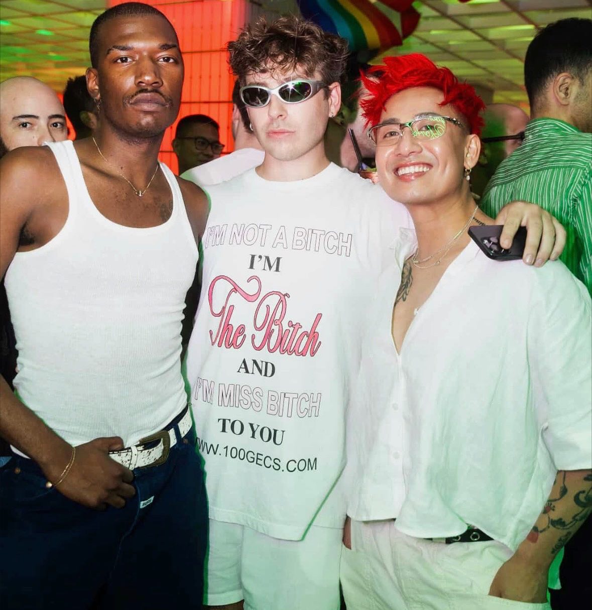 REMEMBER KIDS THE BEST PART ABOUT LIVING A BEAUTIFUL LIFE… IS THAT IT COMES WITH BEAUTIFUL PEOPLE!
#omg #its #summer #in #nyc 🤯