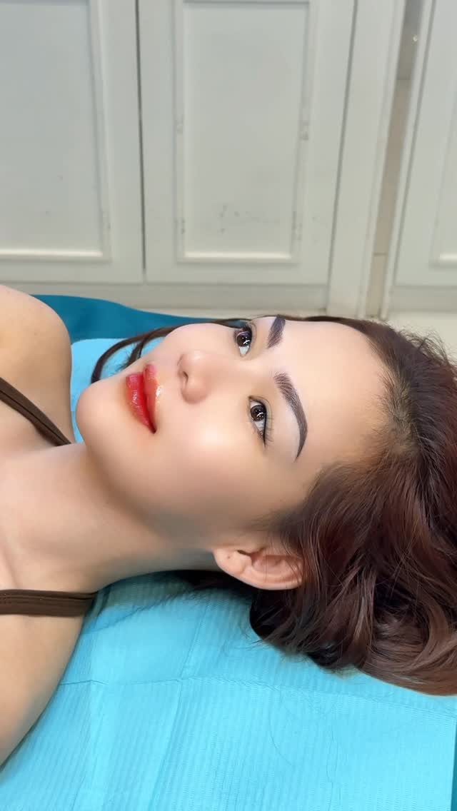 ងេីបពីដេកអត់ងូតទឹក អត់លុបមុខក៏ស្អាតដែរ