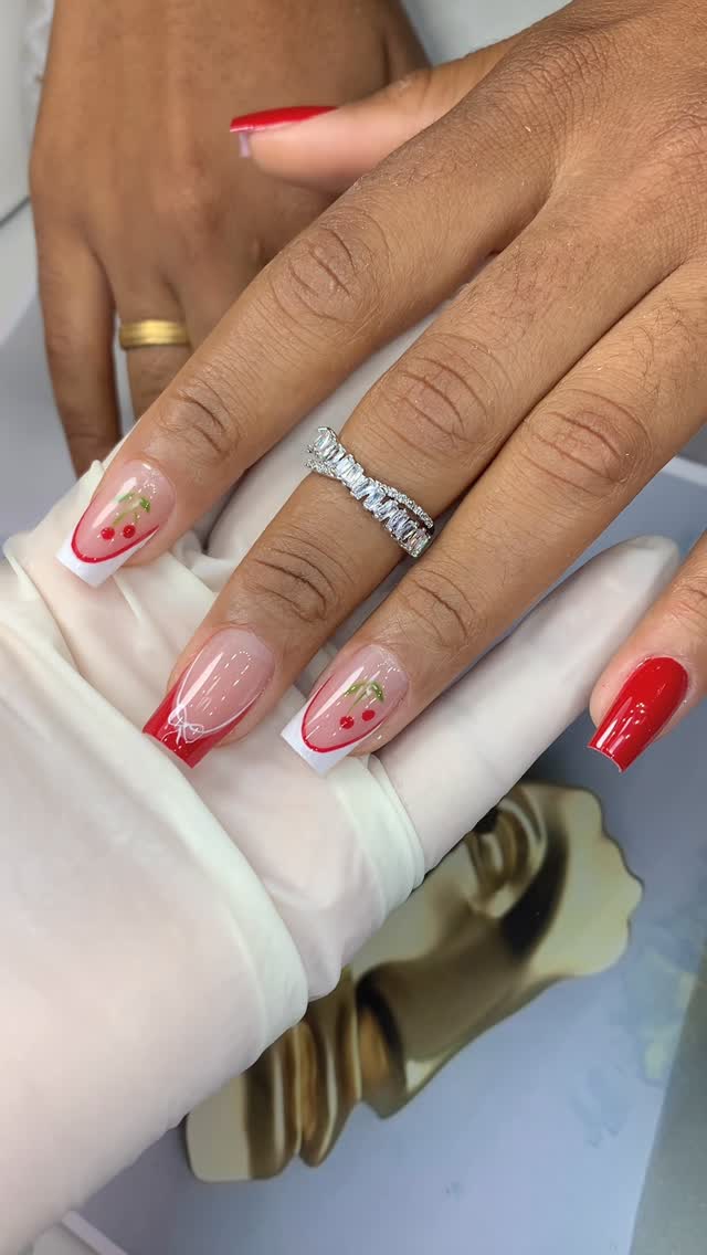 Tendência 🍒
#unhasdegel #unhasdecoradas #unhascereja🍒❤️