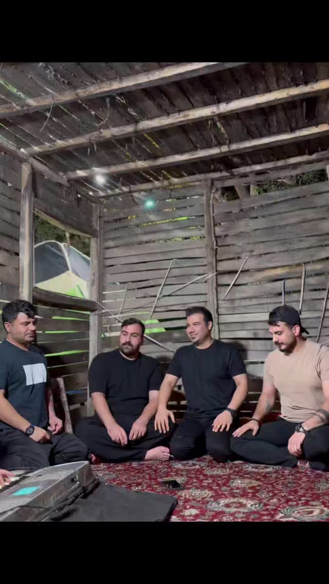 با هنرمندان عزیز لر🎤🎹
#دورهمی #لری #لری_شاد