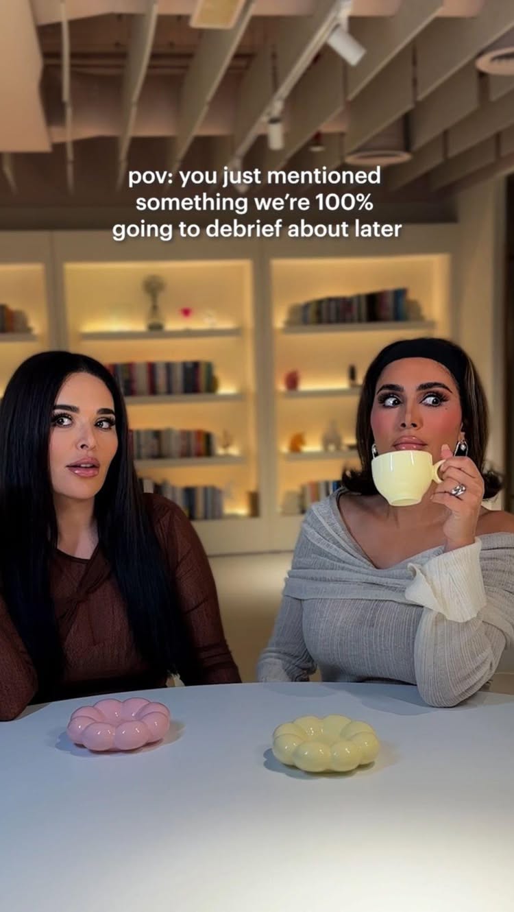 @huda when the tea is brewing! 😂☕️👀🩷 Share this with your bestie 👯♀️