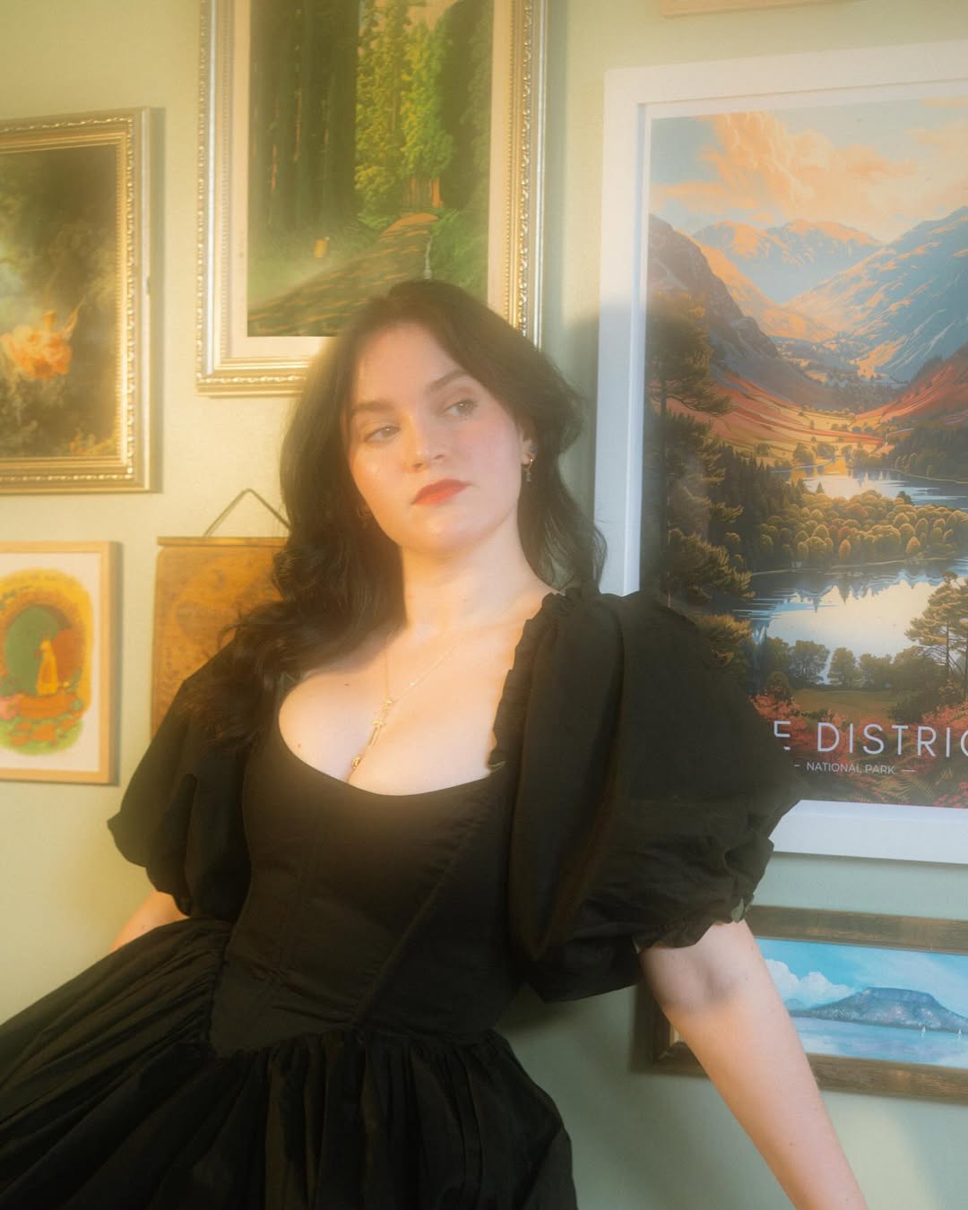 Just quietly planning the murder of my husband… nothing to see hear…
Have you listened to ‘The Wife’s Murder Ballad’ yet? Well lucky you, it’s out now!
Photos by @cara.kealy