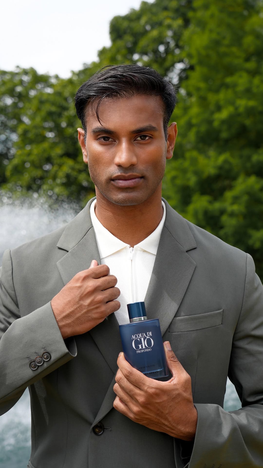 Ad | GRWM for a summer’s day 🌿
I start with the new Acqua di Giò Profondo Eau de Toilette. A refreshing, clean, easy to wear and effortlessly refined fragrance, perfect for the summer.
#AcquaDiGioProfondo #Fragrance @armanibeauty @bootsuk