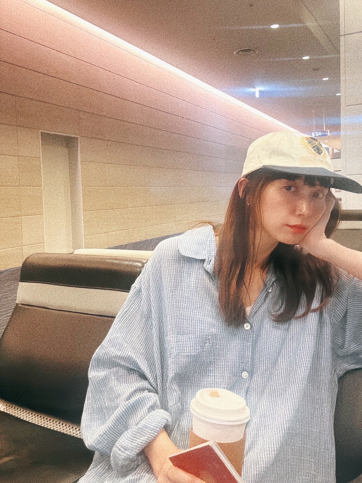 다시 한국으로🇰🇷
先月の撮影以来再びの韓国へ。
今回は弾丸日帰り✈︎✈︎✈︎
cap: @thetor.kr
shirts: @lowclassic_seoul
全身韓国ブランド❤︎
最近ほんとにこのシャツばかり!
韓国たのしみ。楽しみ!
#韓国#한국#kazumi#kazumi旅#thetor#lowclassic