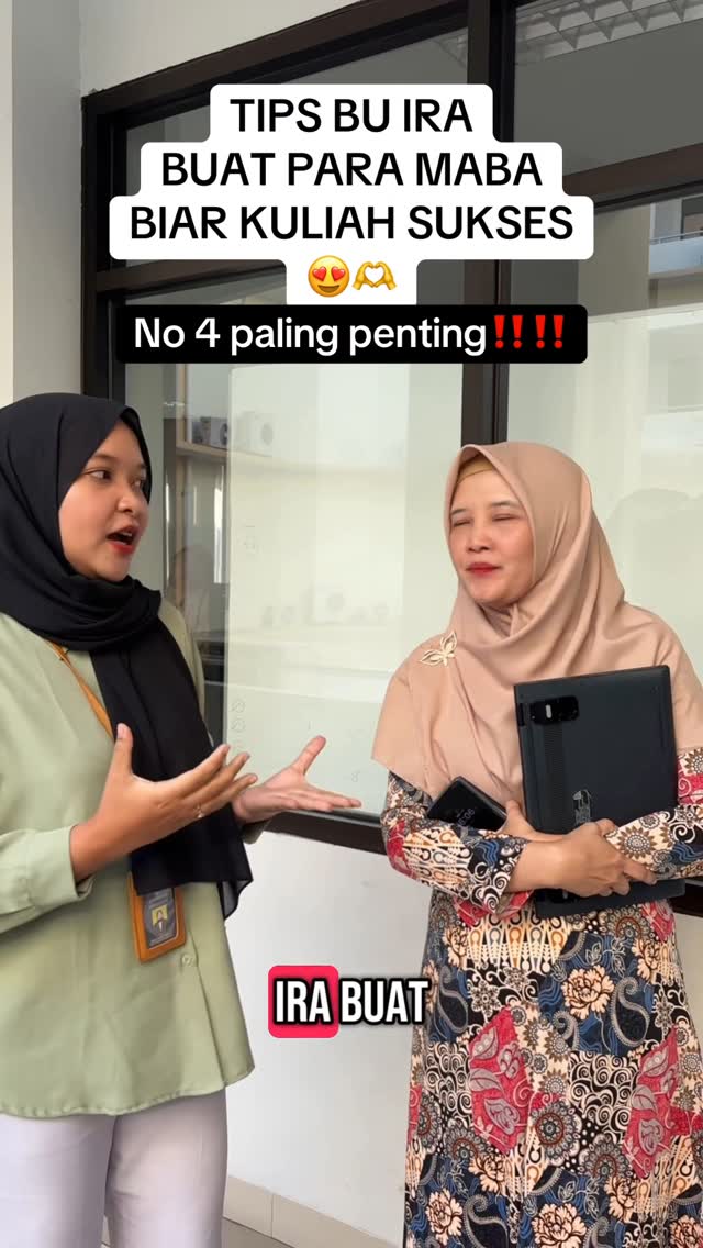 Seneng bgt ketemu bu @ibuiramira hari inii.. Berikut Tips buat mahasiswa baru dari Bu Ira biar sukses di perkuliahan😍🫶 jangan lupa ikuti tipsnya yaaaaaa, semangat para mabaaaa #maba #mahasiswabaru #tipsmaba #ptn #pts #fyp
📹 @_meylina 🫶