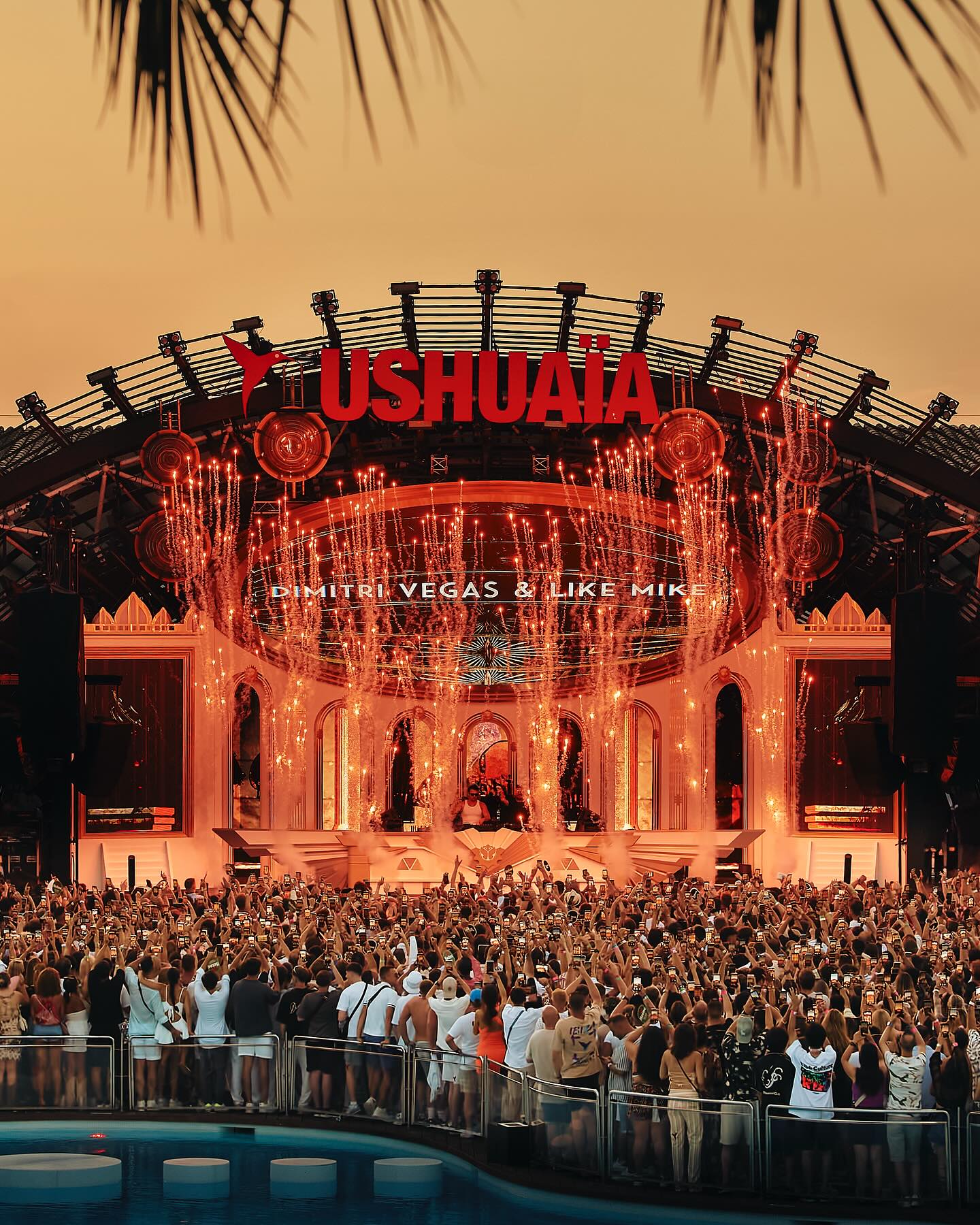 Absolute scenes from last night at Tomorrowland and Dimitri Vegas & Like Mike at Ushuaïa Ibiza
Can’t wait for next Wednesday already. Who’s in?
Tickets via link in bio.
