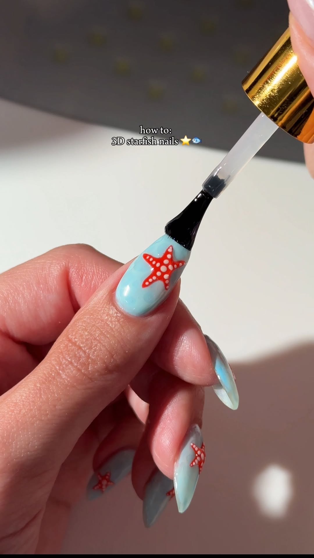 ⭐️🐠 Just a starfish girl livin’ in a starfish world 🐙
Recreate this #starfishnails by @kuypernailart using:
DND 673 Summer Sky mixed with DND Base Gel to give it a clear texture
DC 2438 Milky White
DND 799 Queen Of Hearts
DIVA 073 Cheesecake
DND Dotting Nail Art Tools
Click the link in our bio to shop.
#dndgelpolish #summernails #beachnails #nailarttutorial #nailsofinstagram #nailsoftheday #prettynails #bluenails #nailtips #nailsart #naildesign #diynails #nails #dndgel